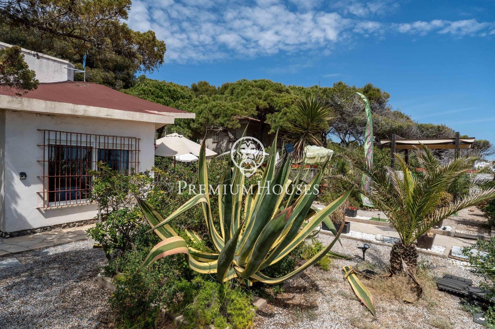 5 bedroom Apartment for sale in Tarragona city with garage - € 780,000 (Ref: 9860891)