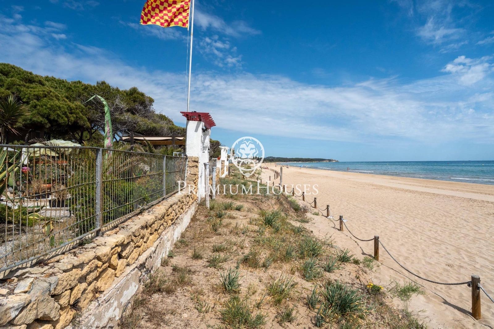 5 bedroom Apartment for sale in Tarragona city with garage - € 780,000 (Ref: 9860891)