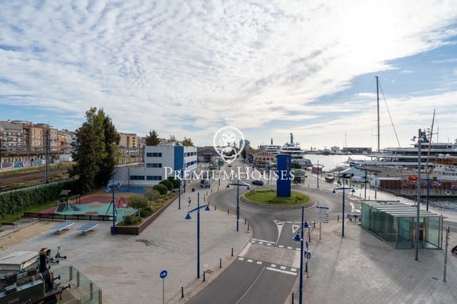 Apartament na sprzedaż w Miasto Tarragona - 300 000 € (Ref: 9860892)