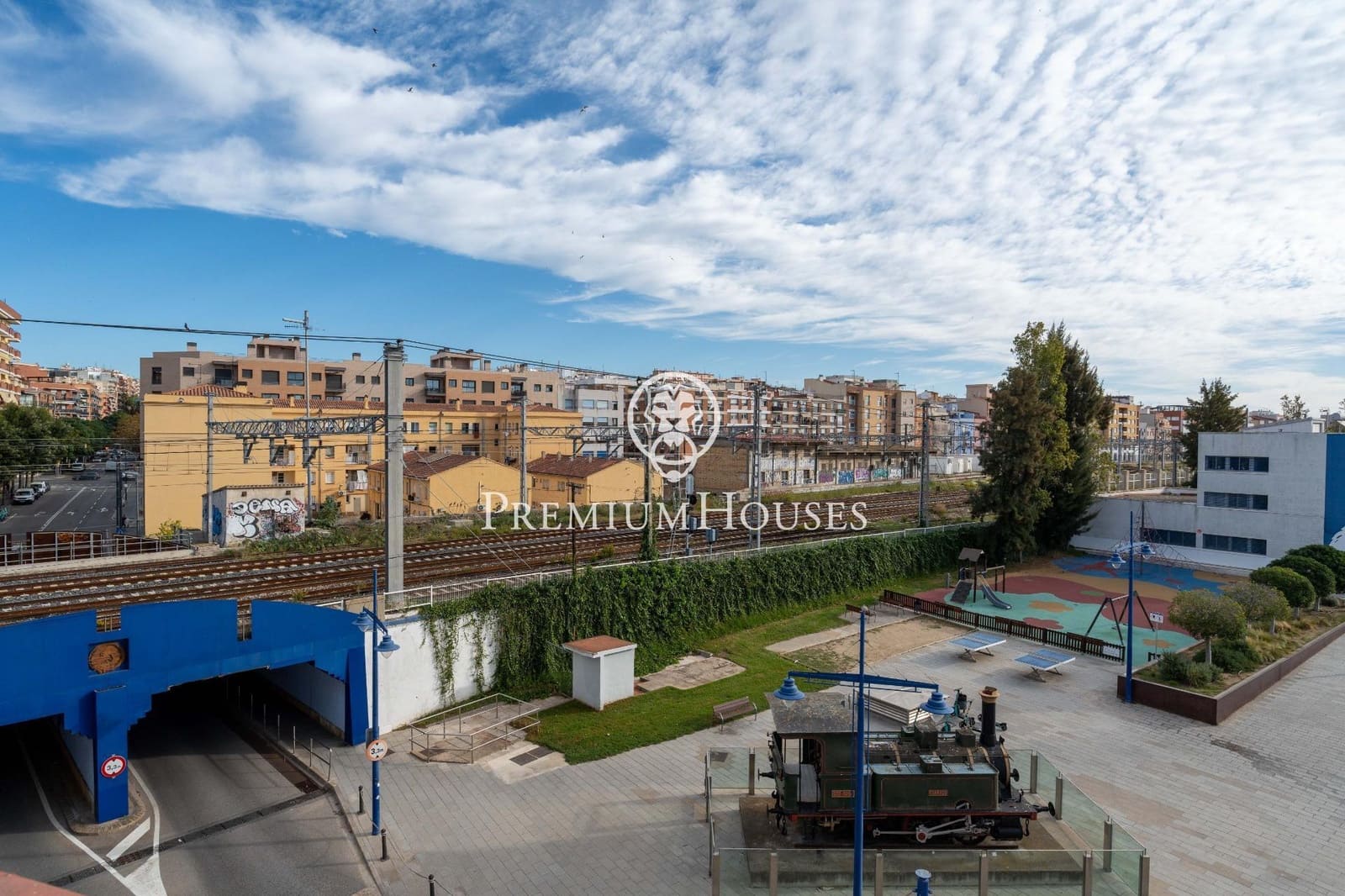 Apartment for sale in Tarragona city - € 300,000 (Ref: 9860892)