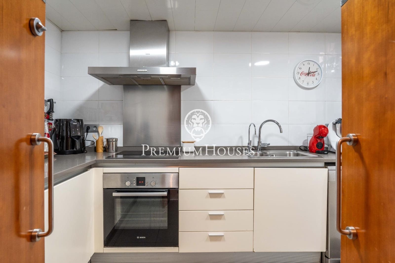 4 soverom Rekkehus til salgs i Sant Pere de Ribes med svømmebasseng garasje - € 629 000 (Ref: 9865396)