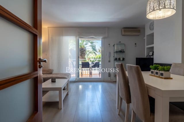 4 soverom Rekkehus til salgs i Sant Pere de Ribes med svømmebasseng garasje - € 629 000 (Ref: 9865396)