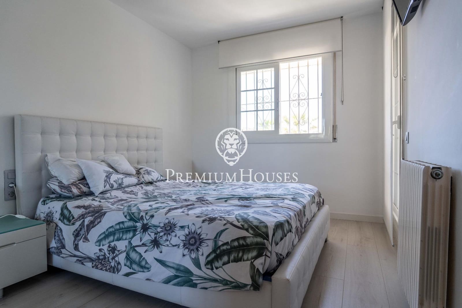 4 soverom Rekkehus til salgs i Sant Pere de Ribes med svømmebasseng garasje - € 629 000 (Ref: 9865396)