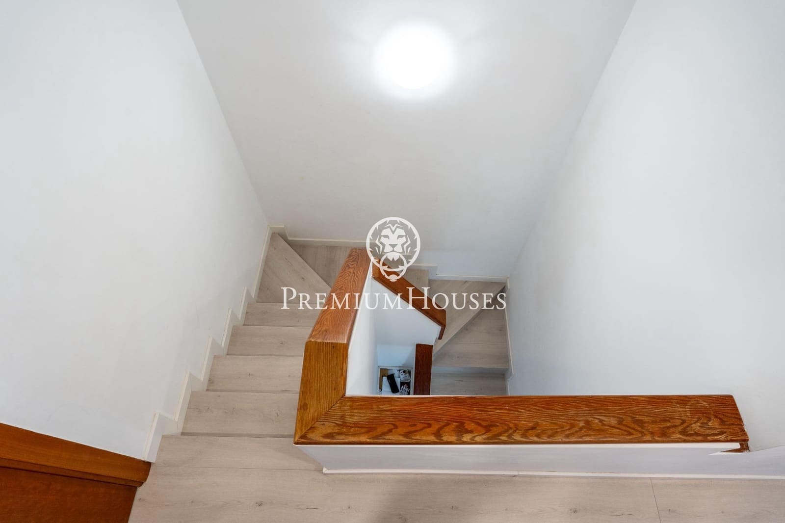 4 soverom Rekkehus til salgs i Sant Pere de Ribes med svømmebasseng garasje - € 629 000 (Ref: 9865396)