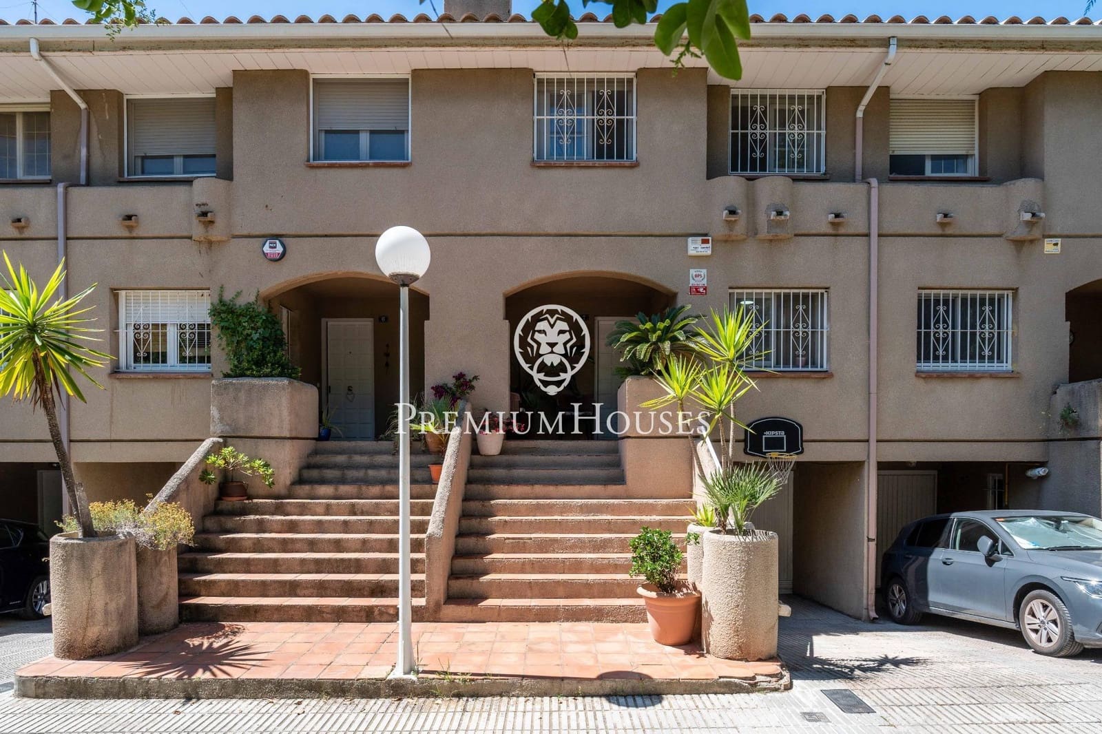 4 soverom Rekkehus til salgs i Sant Pere de Ribes med svømmebasseng garasje - € 629 000 (Ref: 9865396)