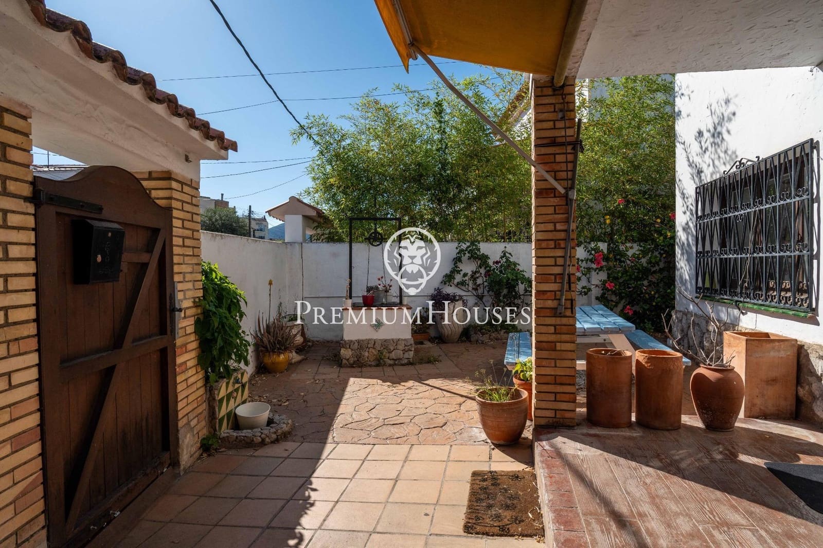 3 slaapkamer Villa te koop in Sant Pere de Ribes met garage - € 560.000 (Ref: 9865400)