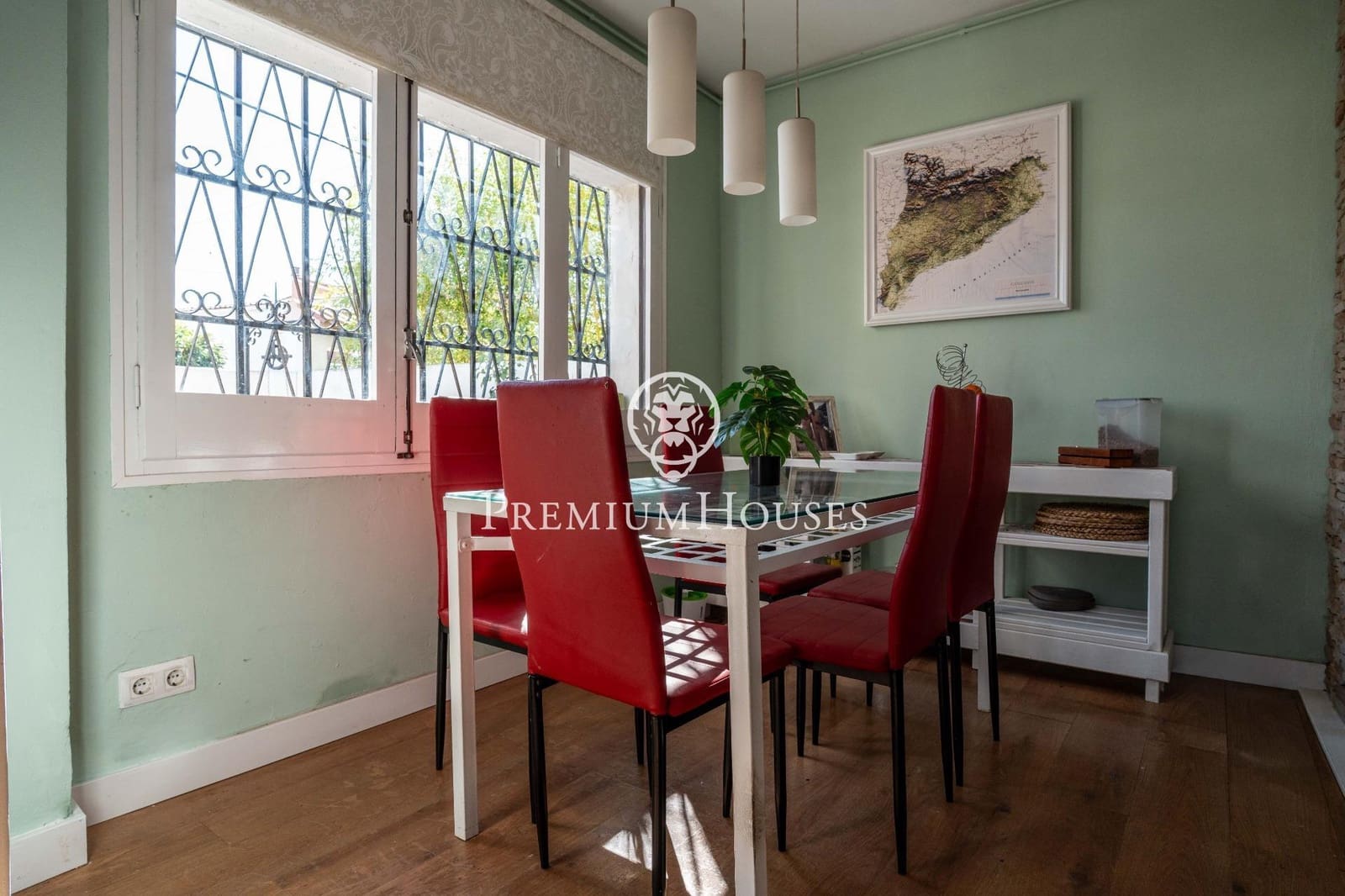 3 slaapkamer Villa te koop in Sant Pere de Ribes met garage - € 560.000 (Ref: 9865400)
