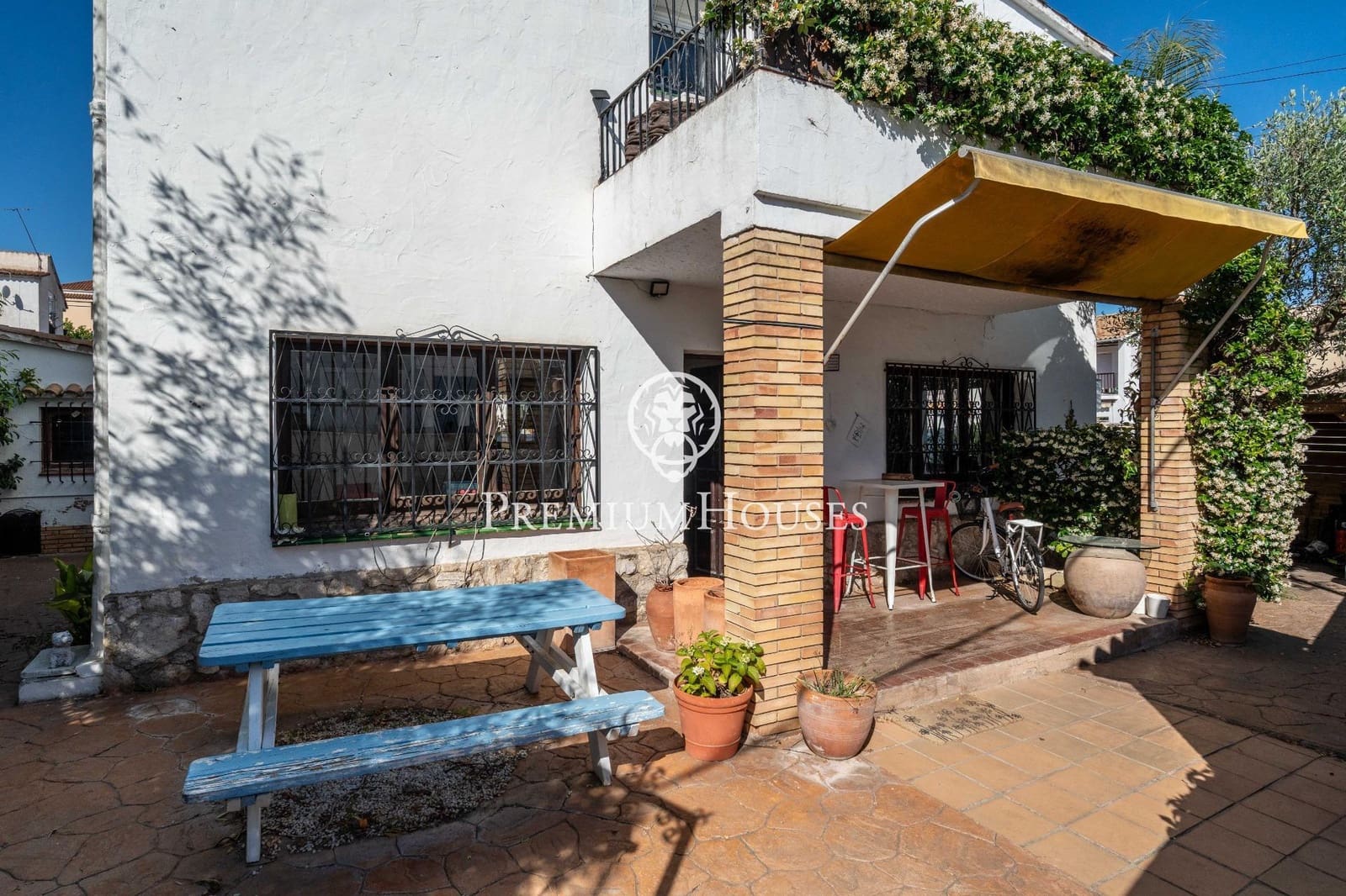 3 slaapkamer Villa te koop in Sant Pere de Ribes met garage - € 560.000 (Ref: 9865400)