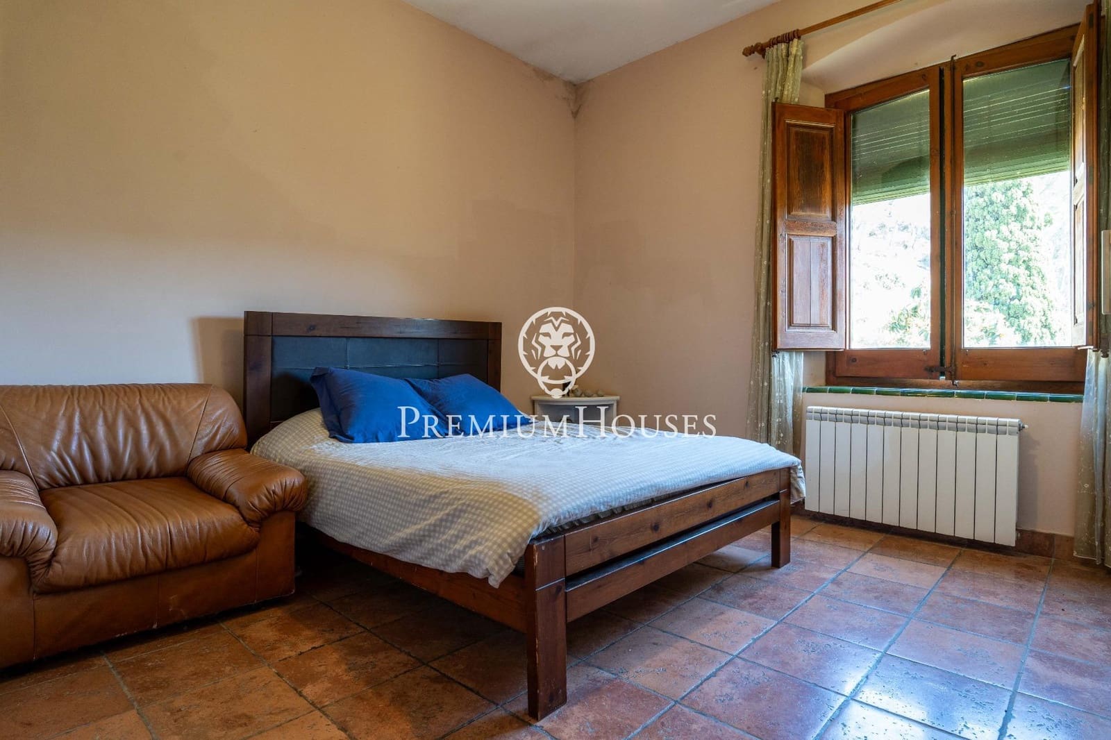 6 bedroom Finca/Country House for sale in Sant Pere de Ribes - € 1,370,000 (Ref: 9867153)