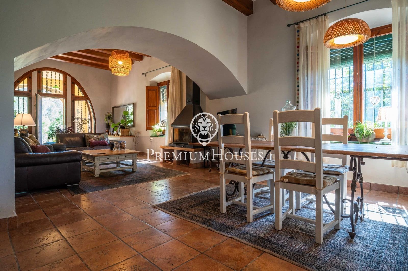 6 bedroom Finca/Country House for sale in Sant Pere de Ribes - € 1,370,000 (Ref: 9867153)