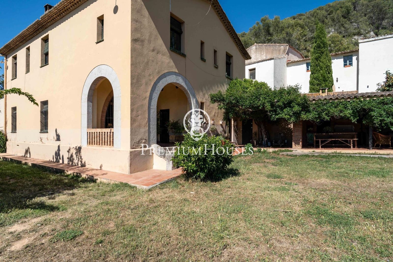 6 bedroom Finca/Country House for sale in Sant Pere de Ribes - € 1,370,000 (Ref: 9867153)