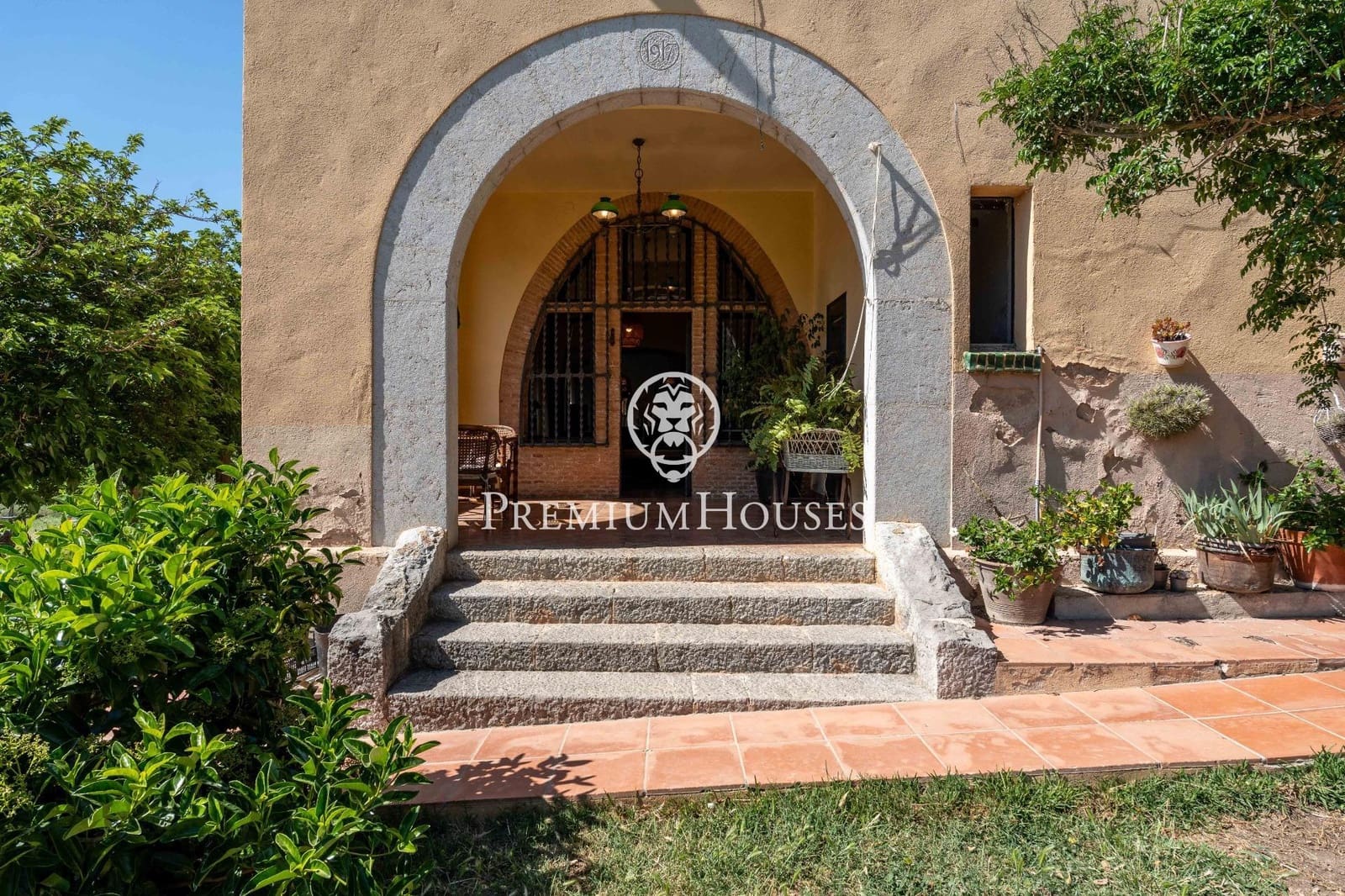 6 bedroom Finca/Country House for sale in Sant Pere de Ribes - € 1,370,000 (Ref: 9867153)
