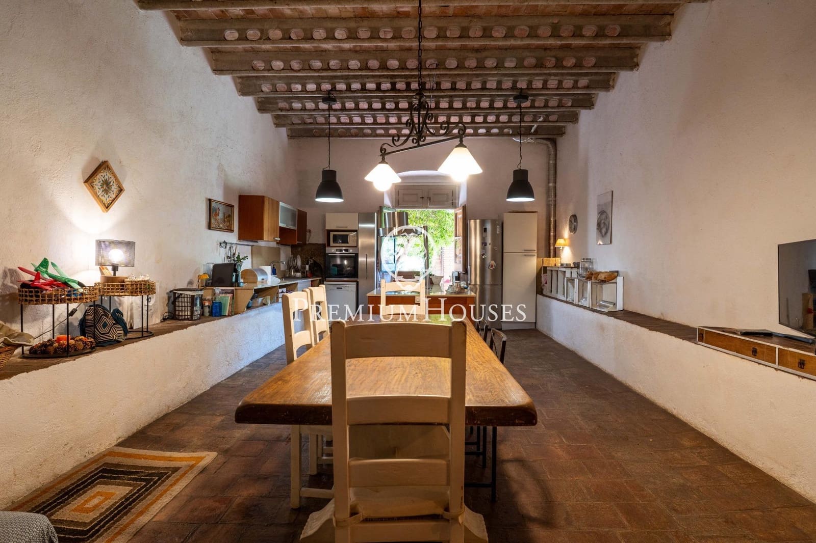6 bedroom Finca/Country House for sale in Sant Pere de Ribes - € 1,370,000 (Ref: 9867153)