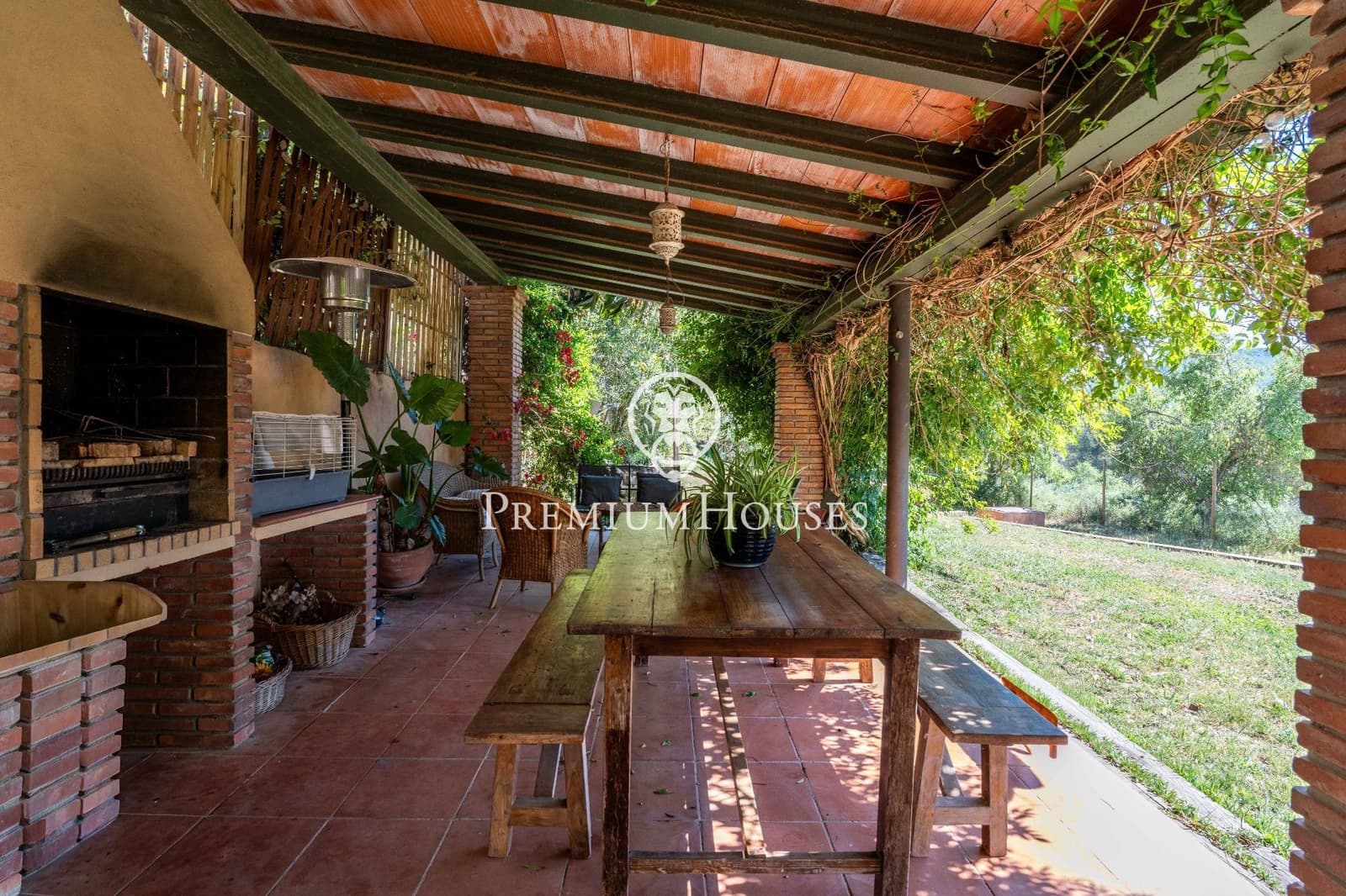 6 bedroom Finca/Country House for sale in Sant Pere de Ribes - € 1,370,000 (Ref: 9867153)