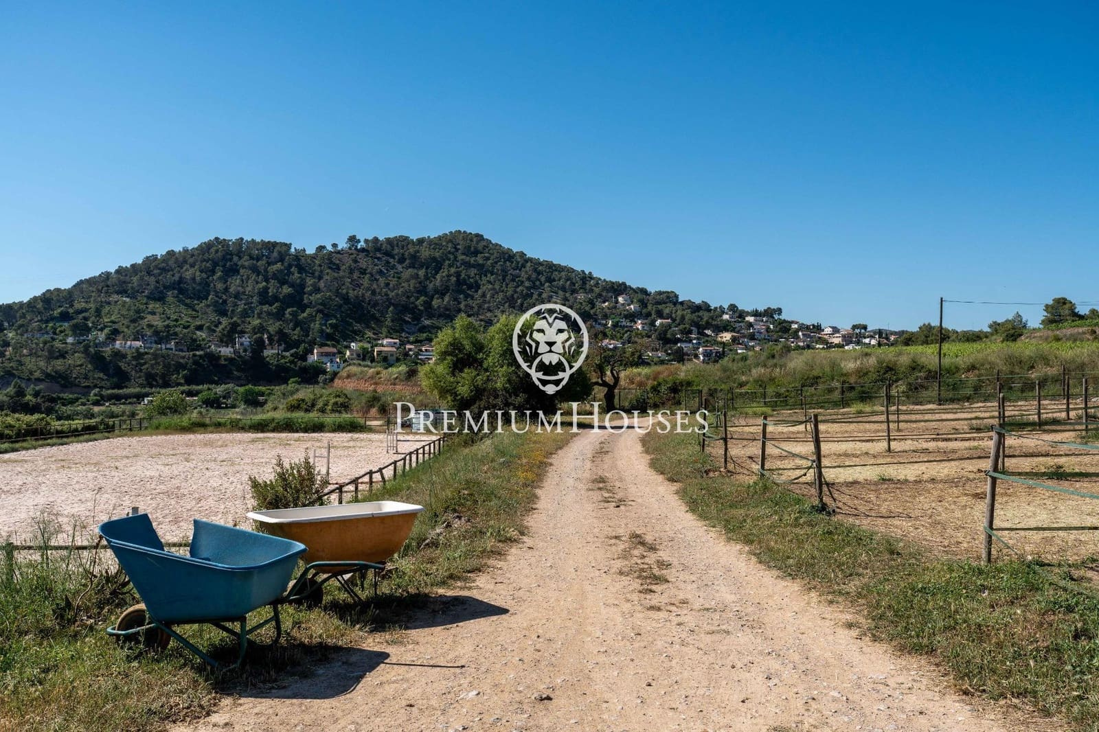 6 bedroom Finca/Country House for sale in Sant Pere de Ribes - € 1,370,000 (Ref: 9867153)