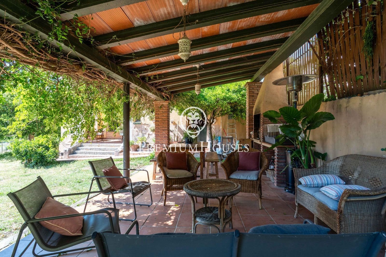 6 bedroom Finca/Country House for sale in Sant Pere de Ribes - € 1,370,000 (Ref: 9867153)