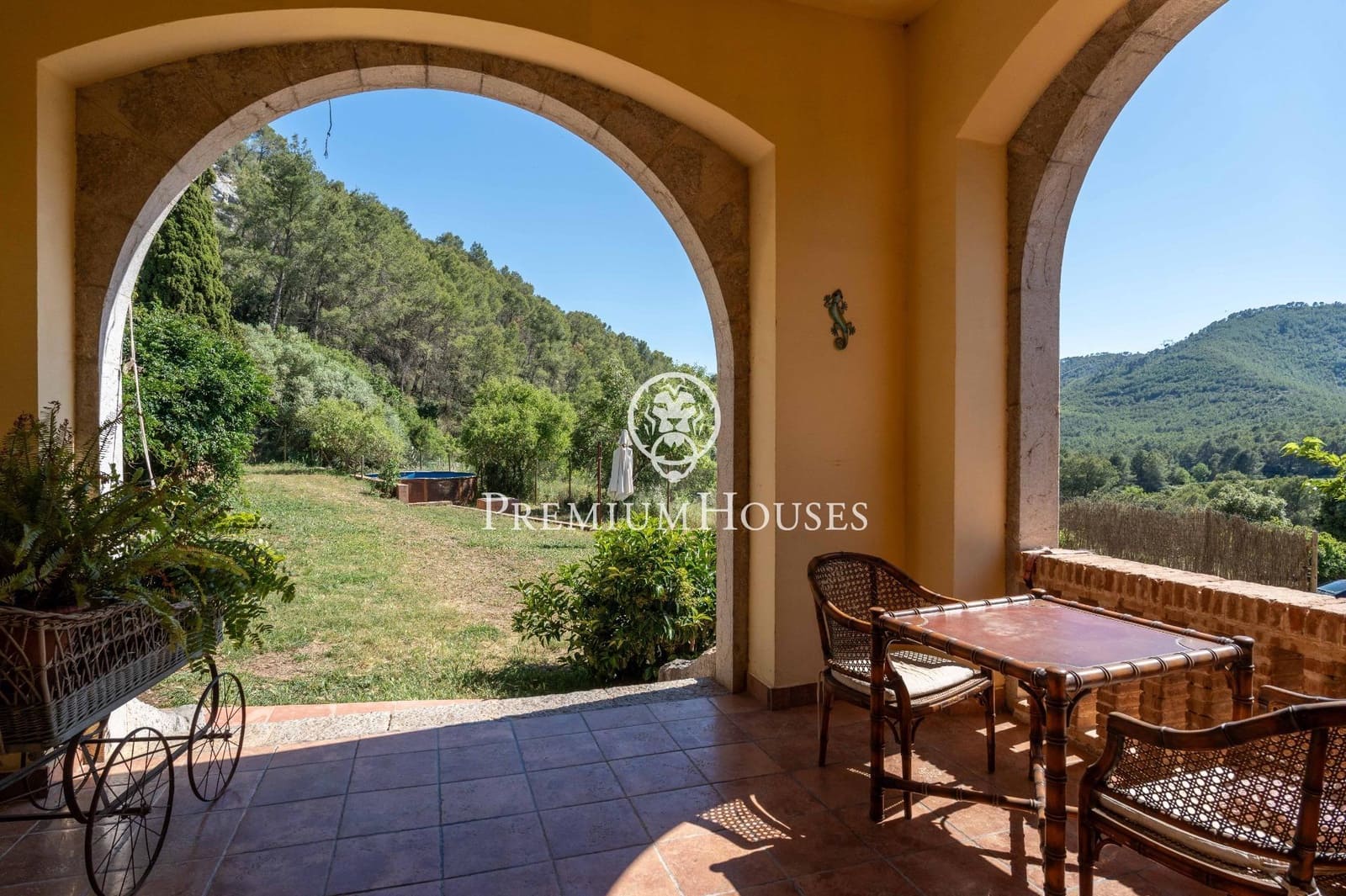 6 bedroom Finca/Country House for sale in Sant Pere de Ribes - € 1,370,000 (Ref: 9867153)