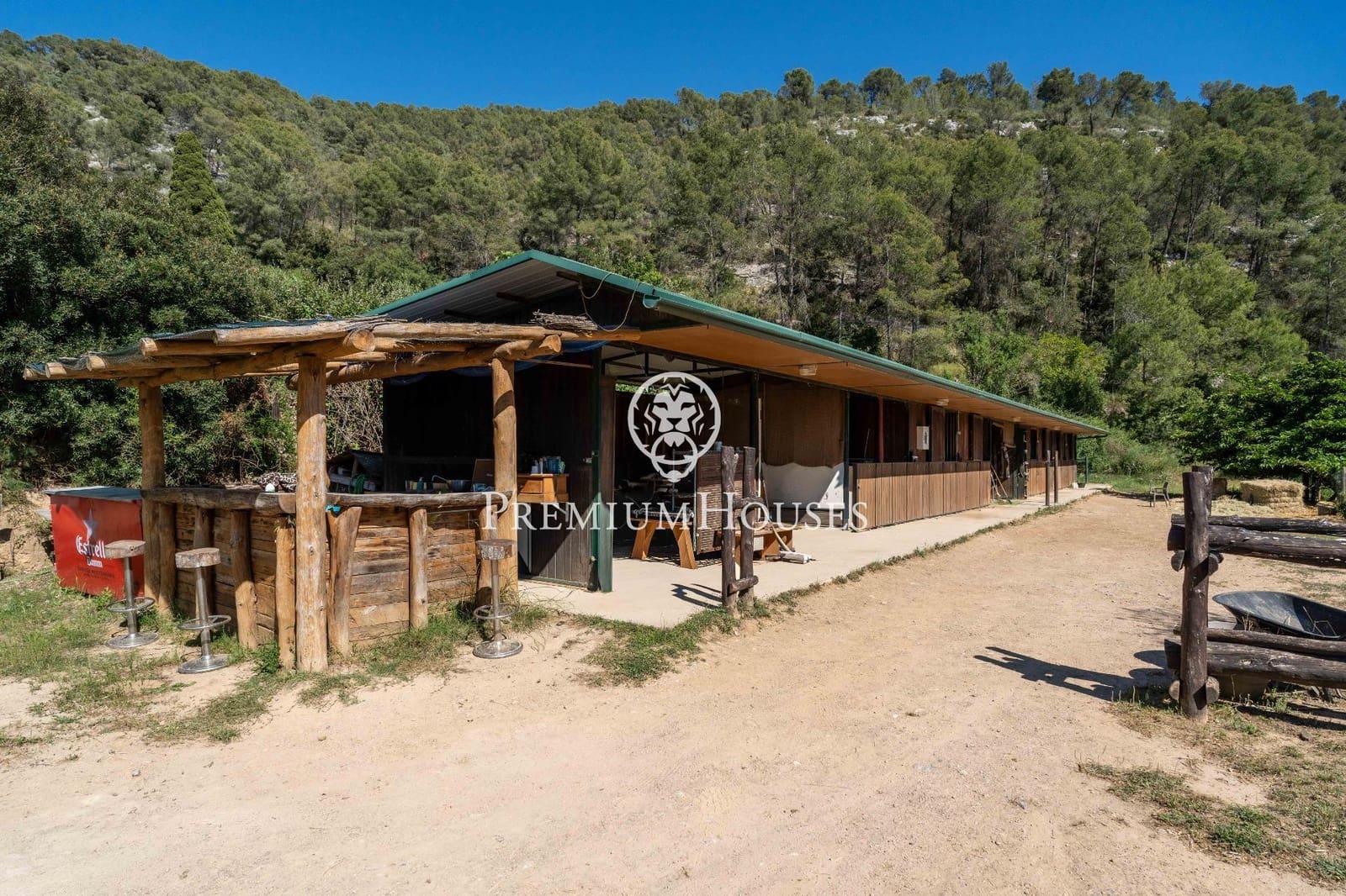 6 bedroom Finca/Country House for sale in Sant Pere de Ribes - € 1,370,000 (Ref: 9867153)