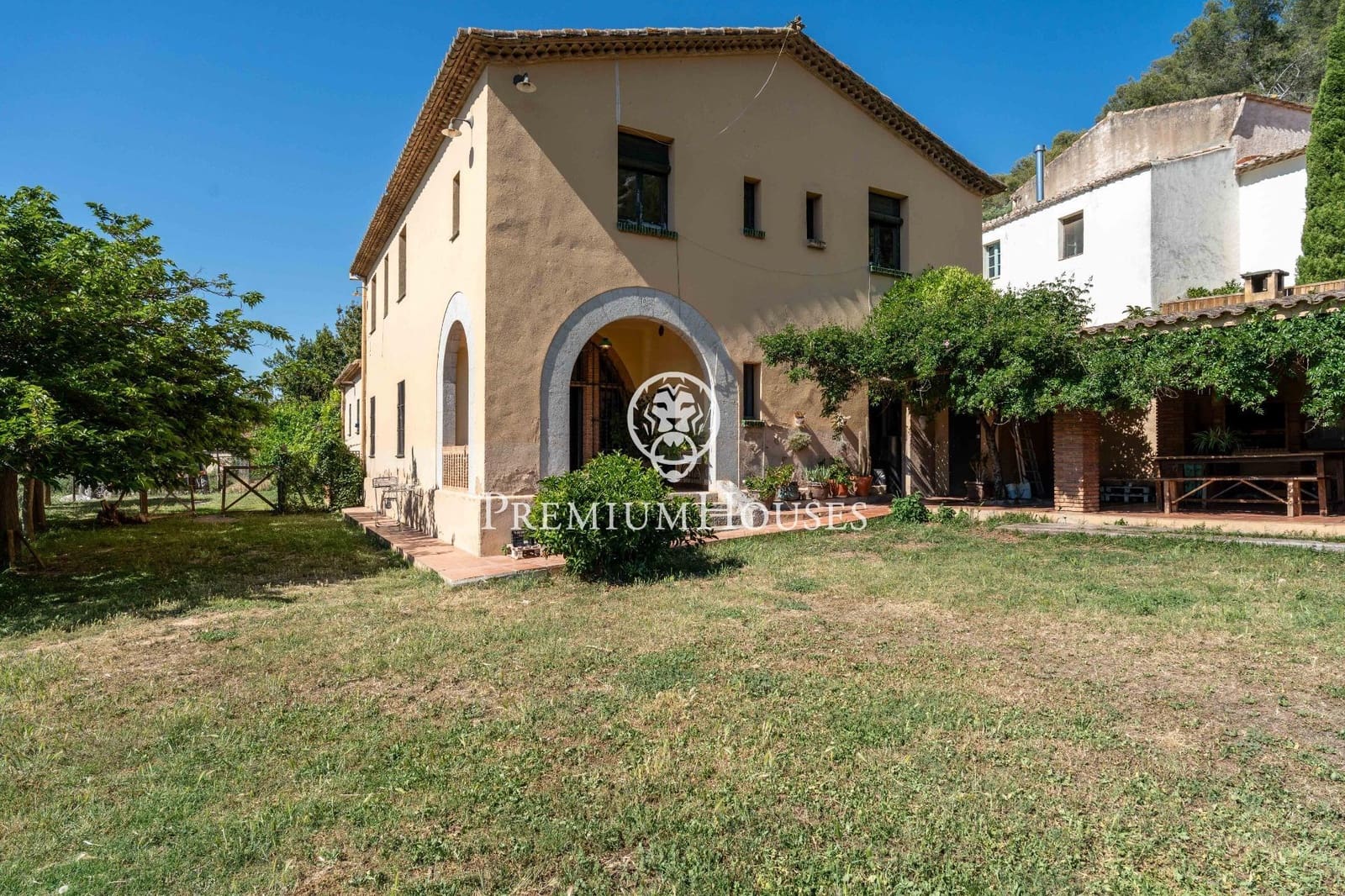 6 bedroom Finca/Country House for sale in Sant Pere de Ribes - € 1,370,000 (Ref: 9867153)
