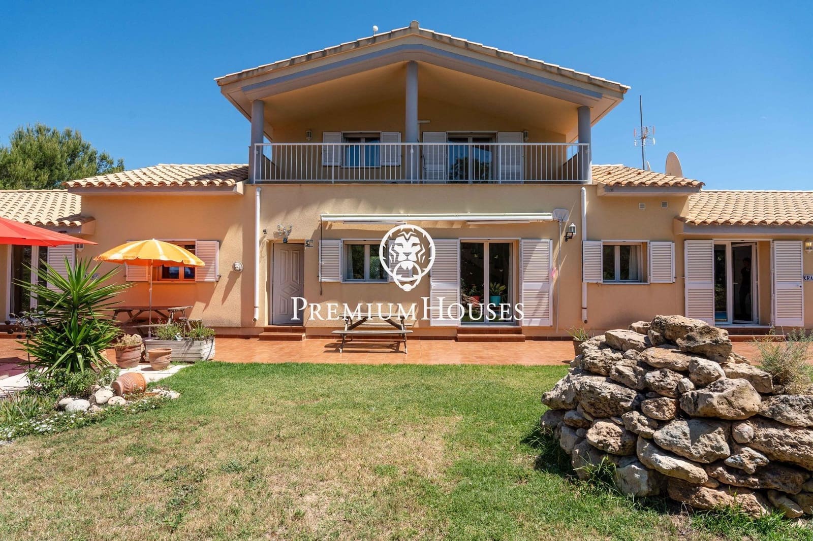 7 bedroom Villa for sale in L'Ametlla de Mar with pool - € 640,000 (Ref: 9867157)