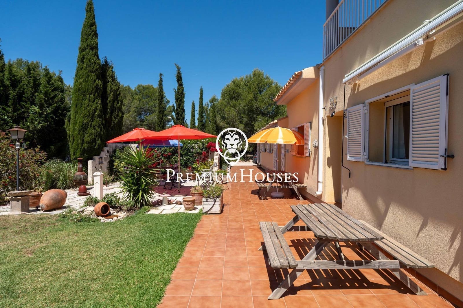 7 bedroom Villa for sale in L'Ametlla de Mar with pool - € 640,000 (Ref: 9867157)
