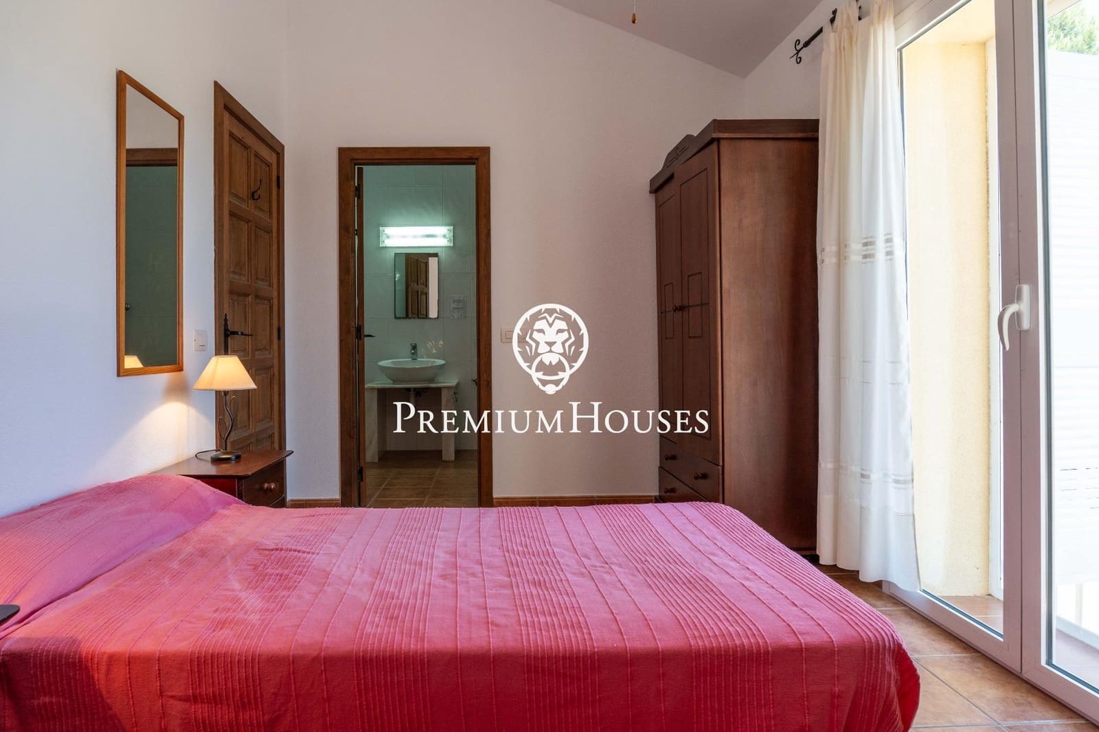 7 bedroom Villa for sale in L'Ametlla de Mar with pool - € 640,000 (Ref: 9867157)