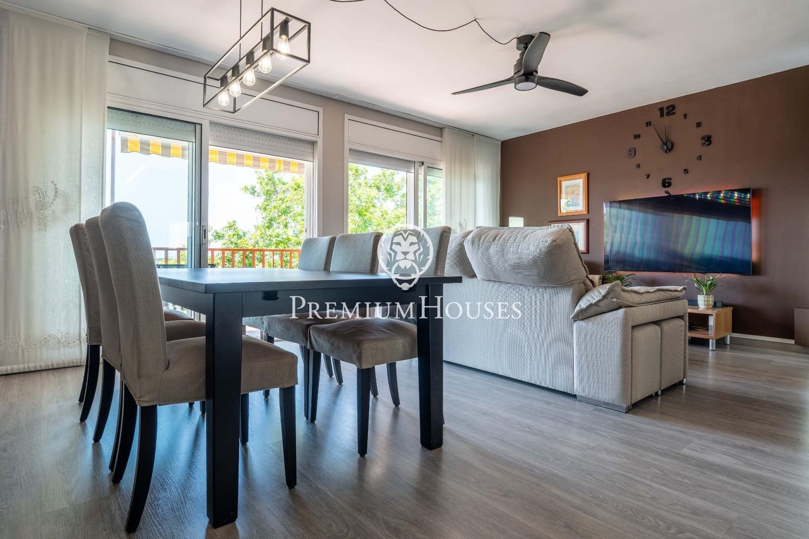 3 soveværelse Penthouse til salg i Sant Pere de Ribes med swimmingpool - € 450.000 (Ref: 9873711)