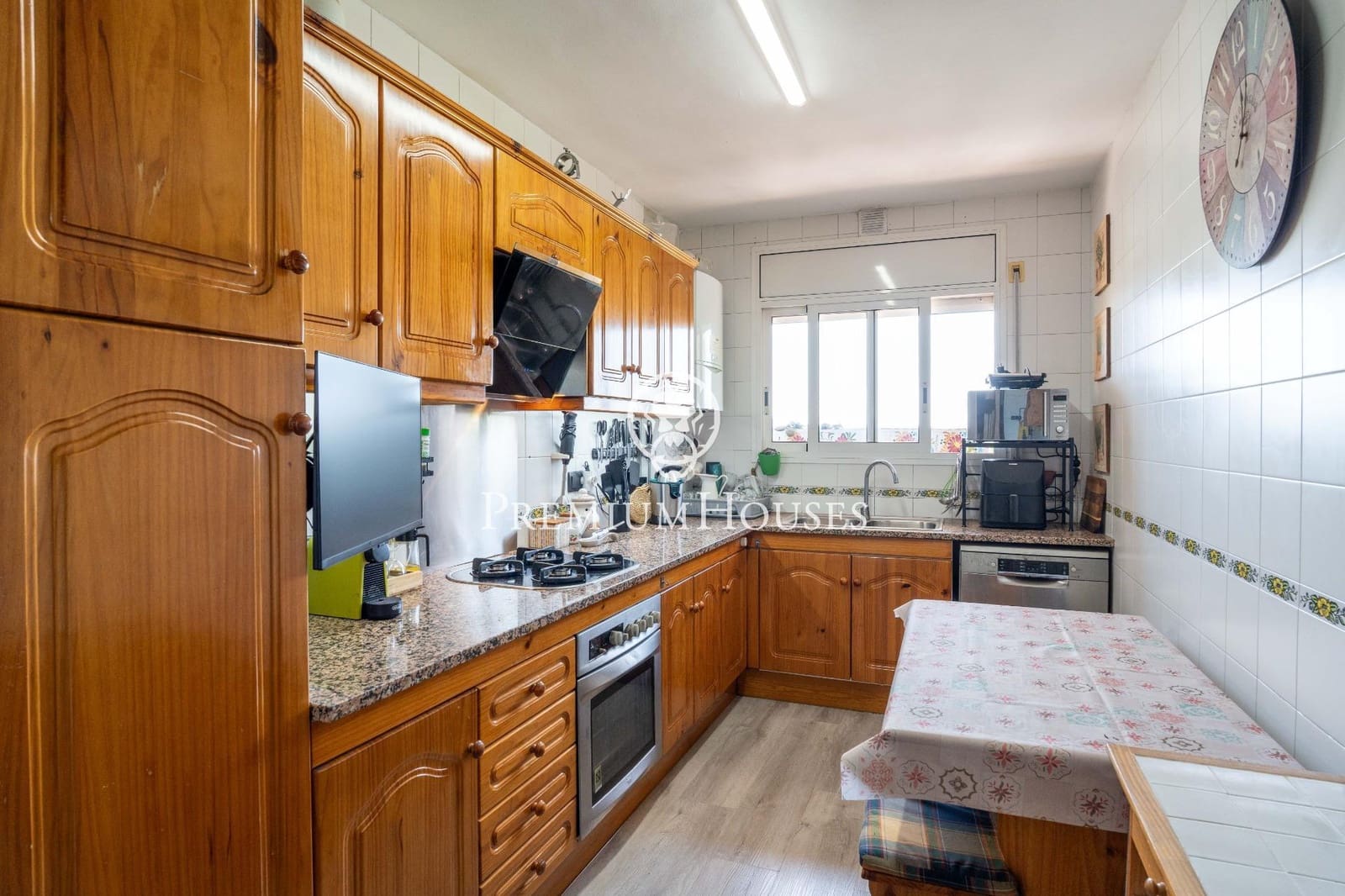 3 soveværelse Penthouse til salg i Sant Pere de Ribes med swimmingpool - € 450.000 (Ref: 9873711)