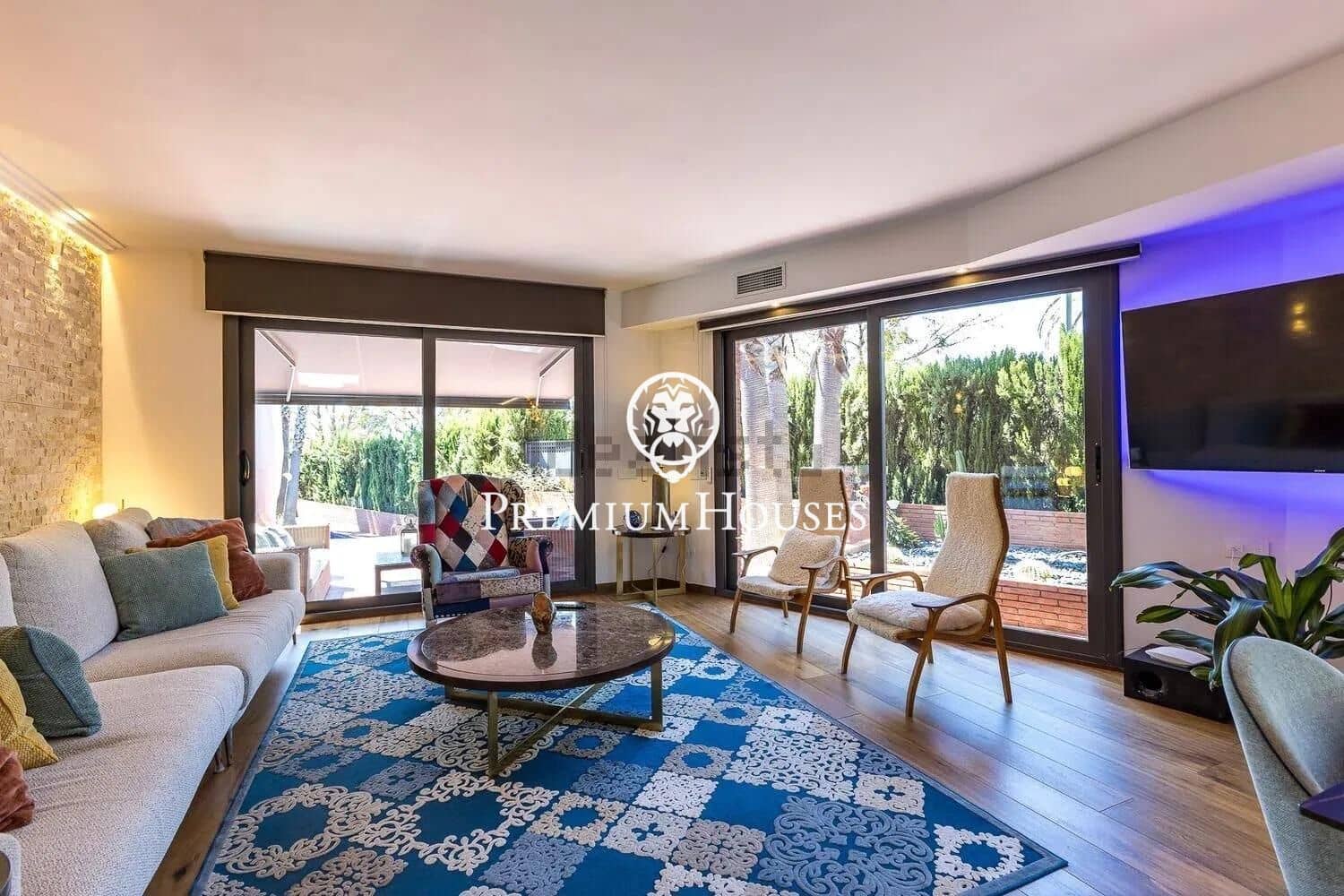 5 soveværelse Rækkehus til salg i Sitges med swimmingpool garage - € 1.495.000 (Ref: 9876640)