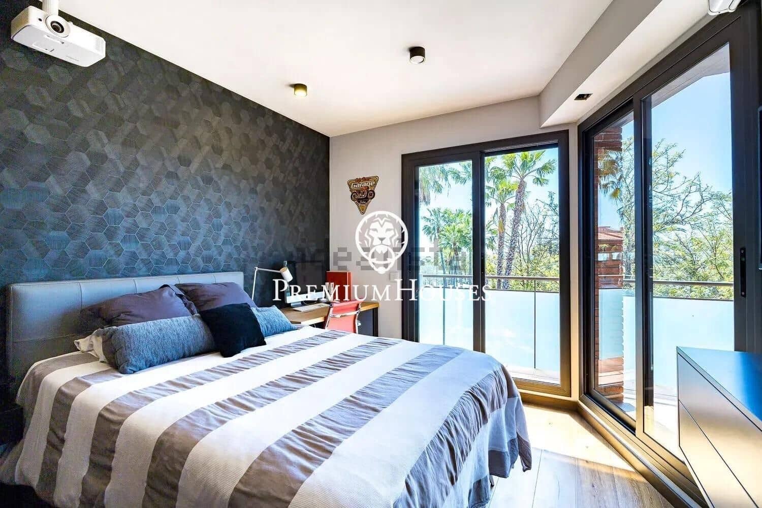 5 soveværelse Rækkehus til salg i Sitges med swimmingpool garage - € 1.495.000 (Ref: 9876640)