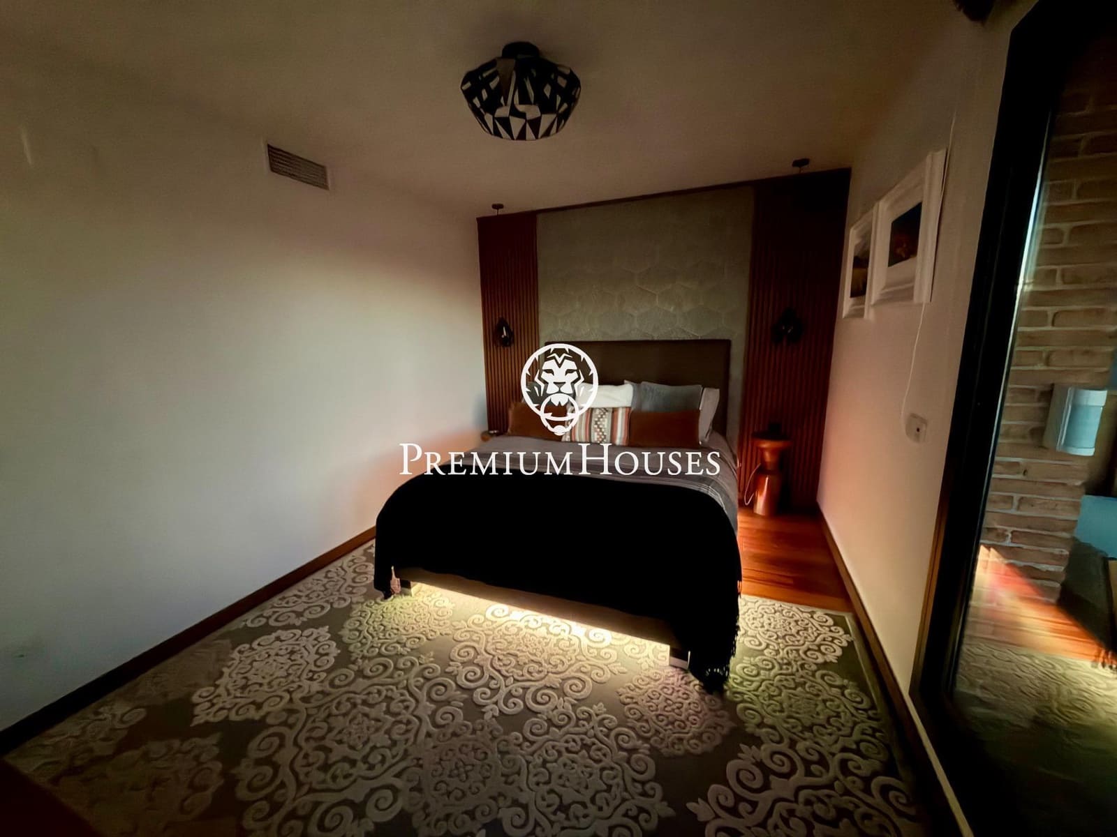 5 soveværelse Rækkehus til salg i Sitges med swimmingpool garage - € 1.495.000 (Ref: 9876640)
