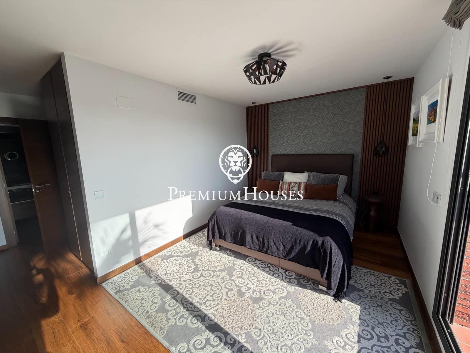 5 soveværelse Rækkehus til salg i Sitges med swimmingpool garage - € 1.495.000 (Ref: 9876640)