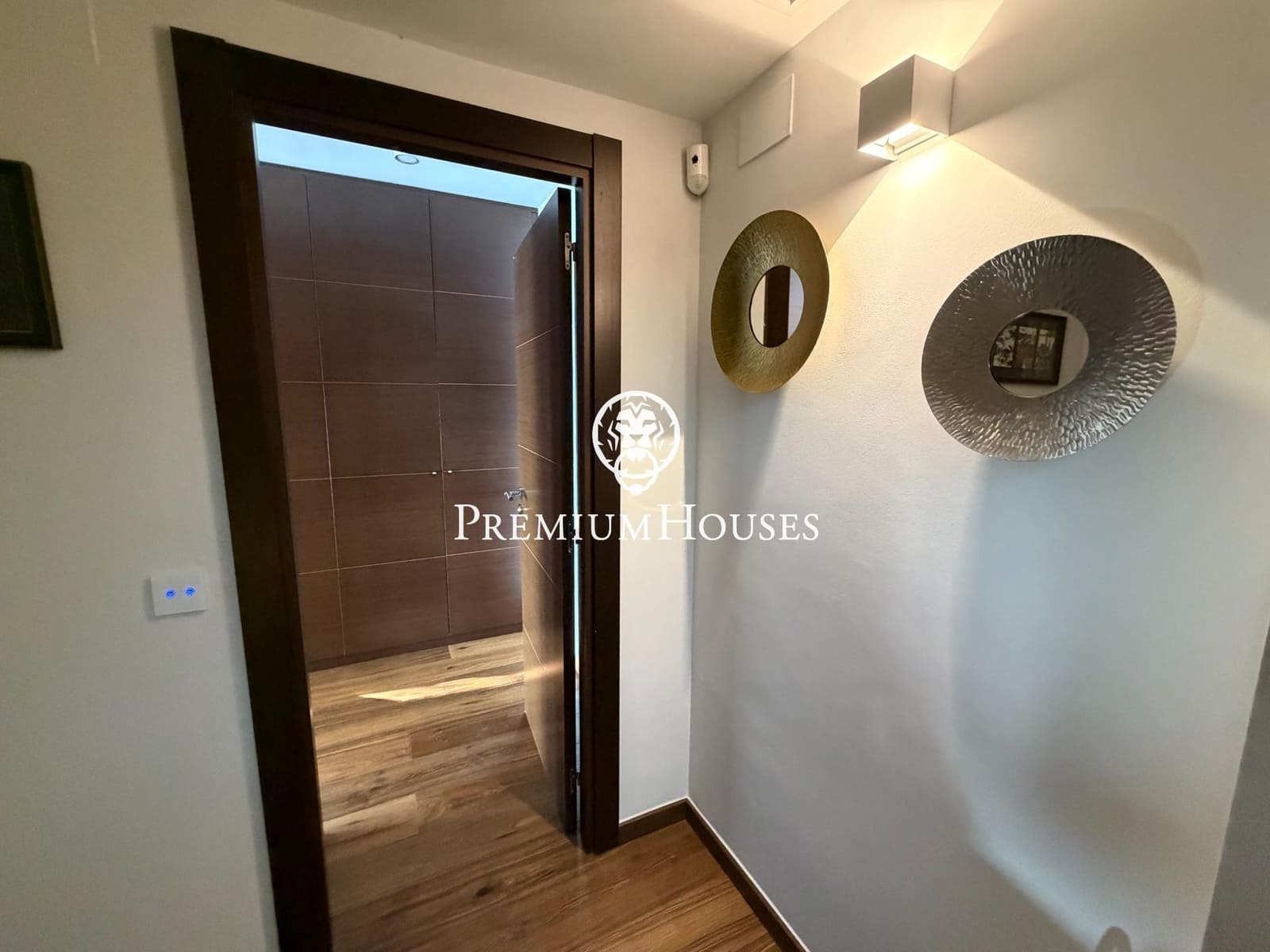 5 soveværelse Rækkehus til salg i Sitges med swimmingpool garage - € 1.495.000 (Ref: 9876640)