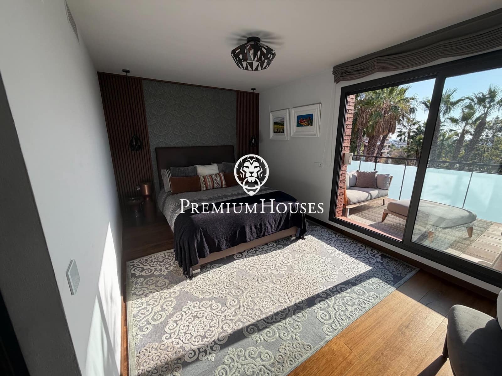 5 soveværelse Rækkehus til salg i Sitges med swimmingpool garage - € 1.495.000 (Ref: 9876640)