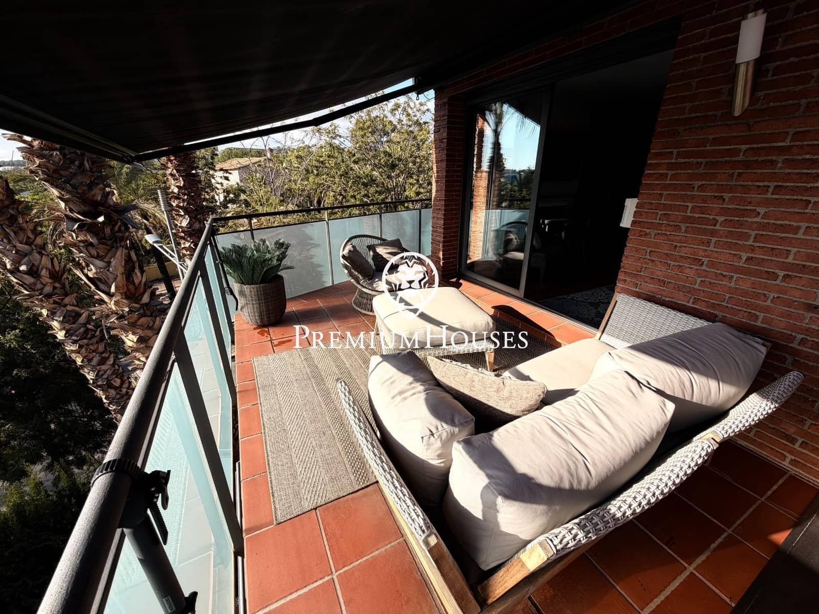 5 soveværelse Rækkehus til salg i Sitges med swimmingpool garage - € 1.495.000 (Ref: 9876640)