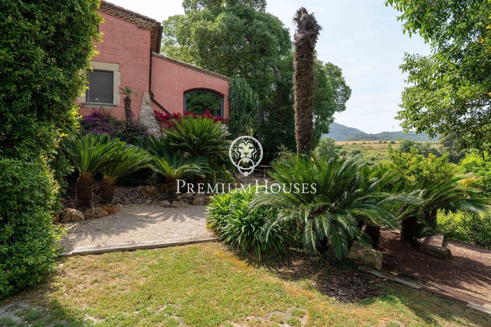 5 quarto Quinta/Casa Rural para venda em Gelida com piscina garagem - 1 600 000 € (Ref: 9882104)