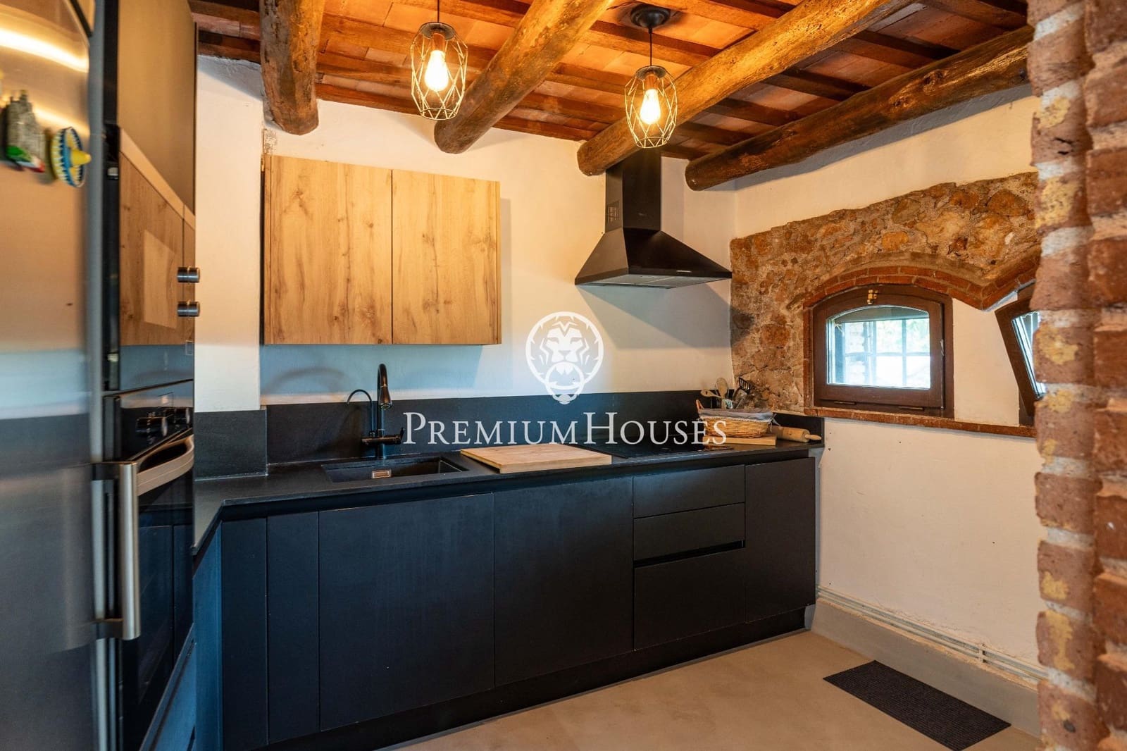 5 quarto Quinta/Casa Rural para venda em Gelida com piscina garagem - 1 600 000 € (Ref: 9882104)