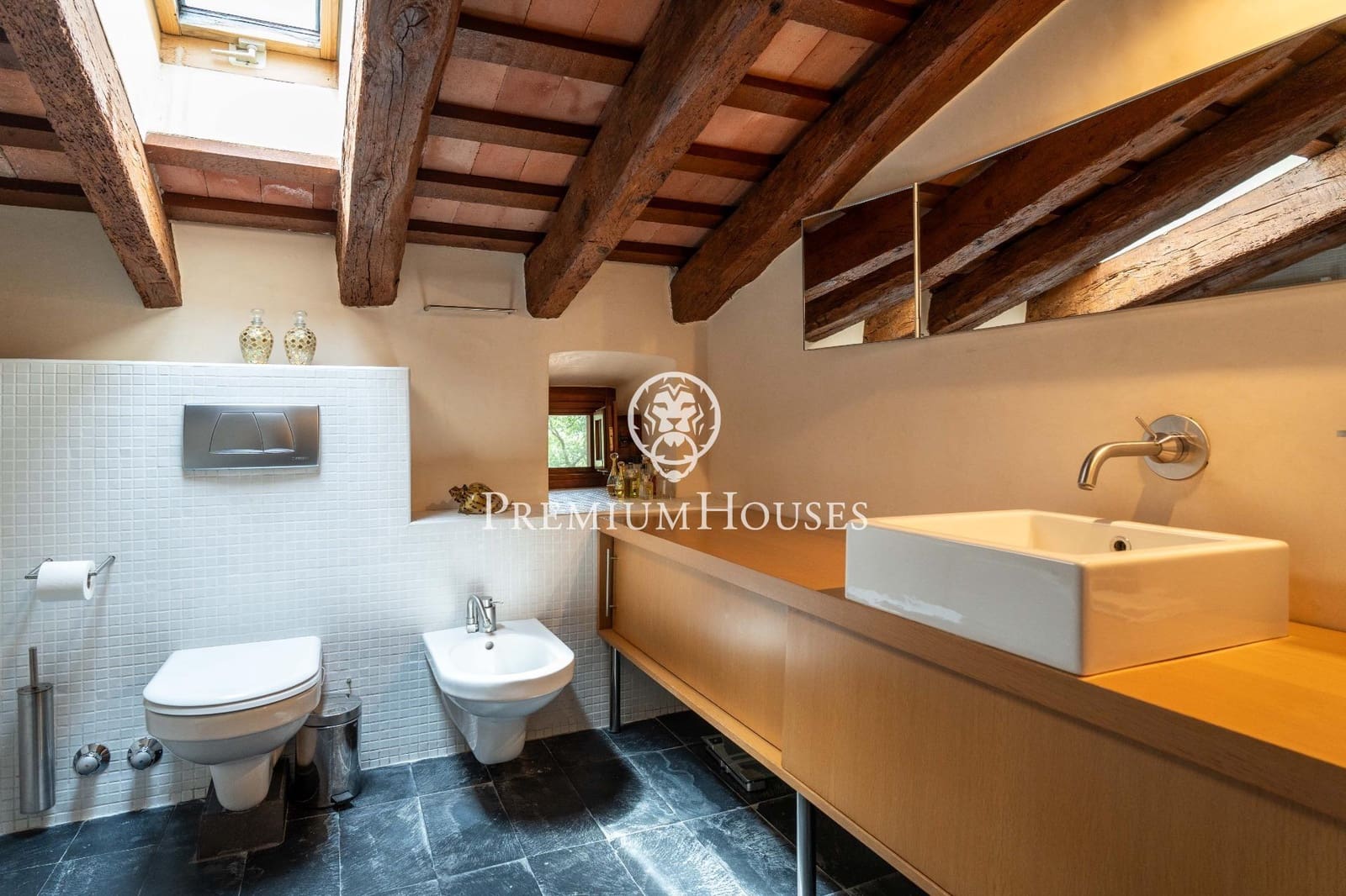 5 quarto Quinta/Casa Rural para venda em Gelida com piscina garagem - 1 600 000 € (Ref: 9882104)