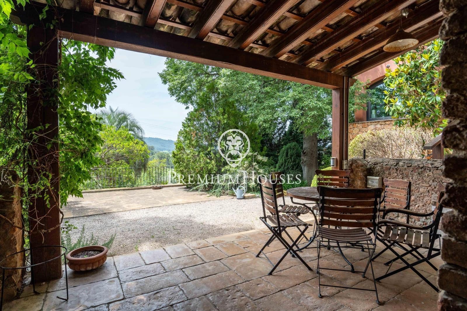 5 quarto Quinta/Casa Rural para venda em Gelida com piscina garagem - 1 600 000 € (Ref: 9882104)