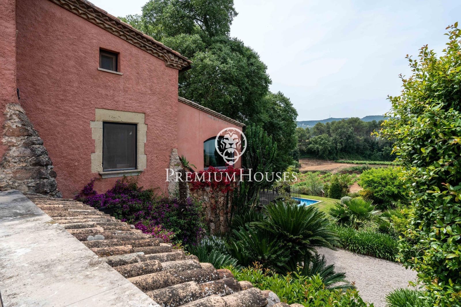 5 quarto Quinta/Casa Rural para venda em Gelida com piscina garagem - 1 600 000 € (Ref: 9882104)