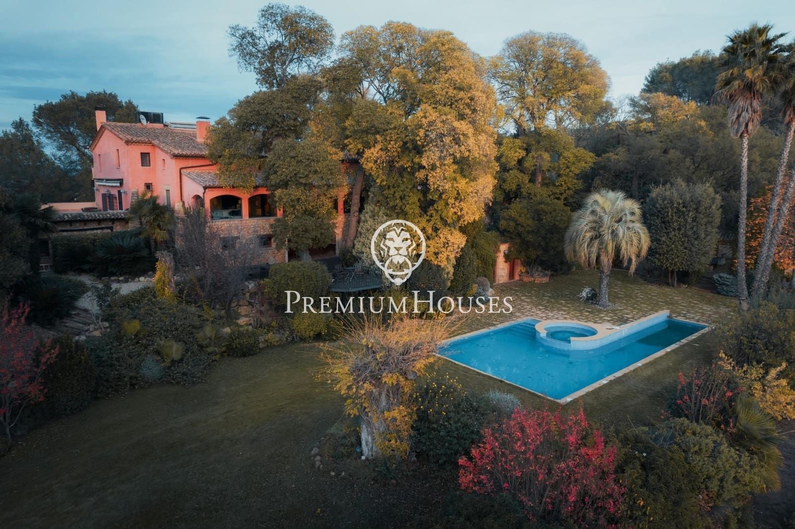 5 bedroom Finca/Country House for sale in Gelida with pool garage - € 1,600,000 (Ref: 9882104)