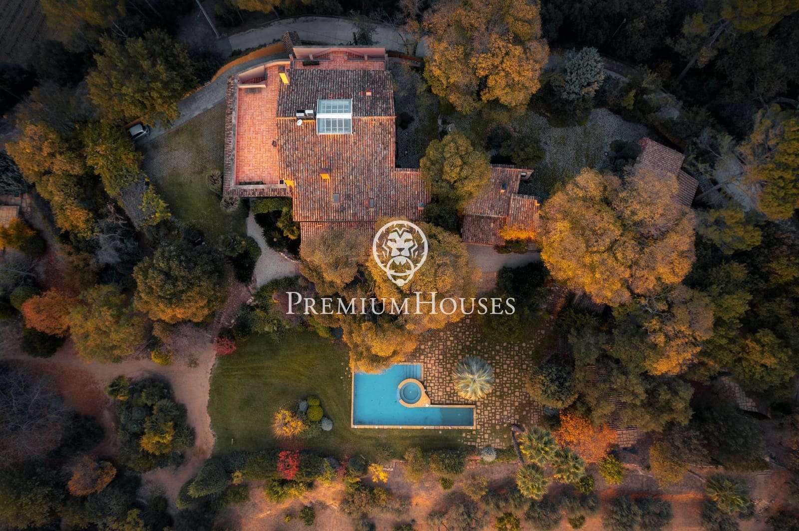 5 bedroom Finca/Country House for sale in Gelida with pool garage - € 1,600,000 (Ref: 9882104)