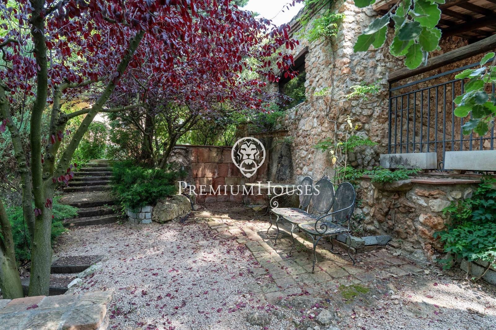 5 bedroom Finca/Country House for sale in Gelida with pool garage - € 1,600,000 (Ref: 9882104)