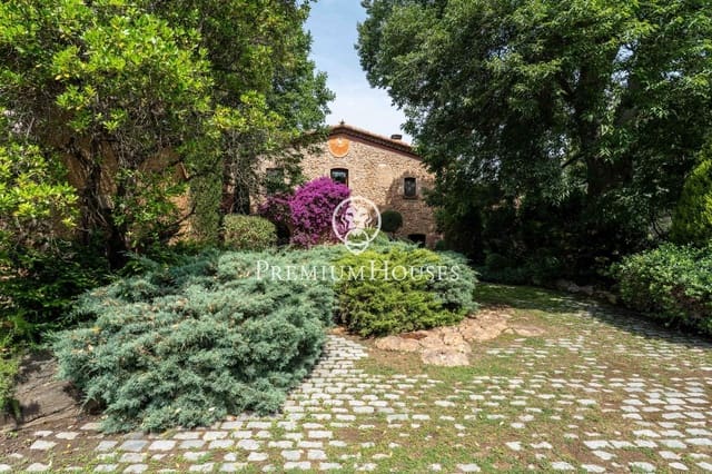 Finca/Casa Rural de 5 habitaciones en Gelida en venta con piscina garaje - 1.600.000 € (Ref: 9882104)