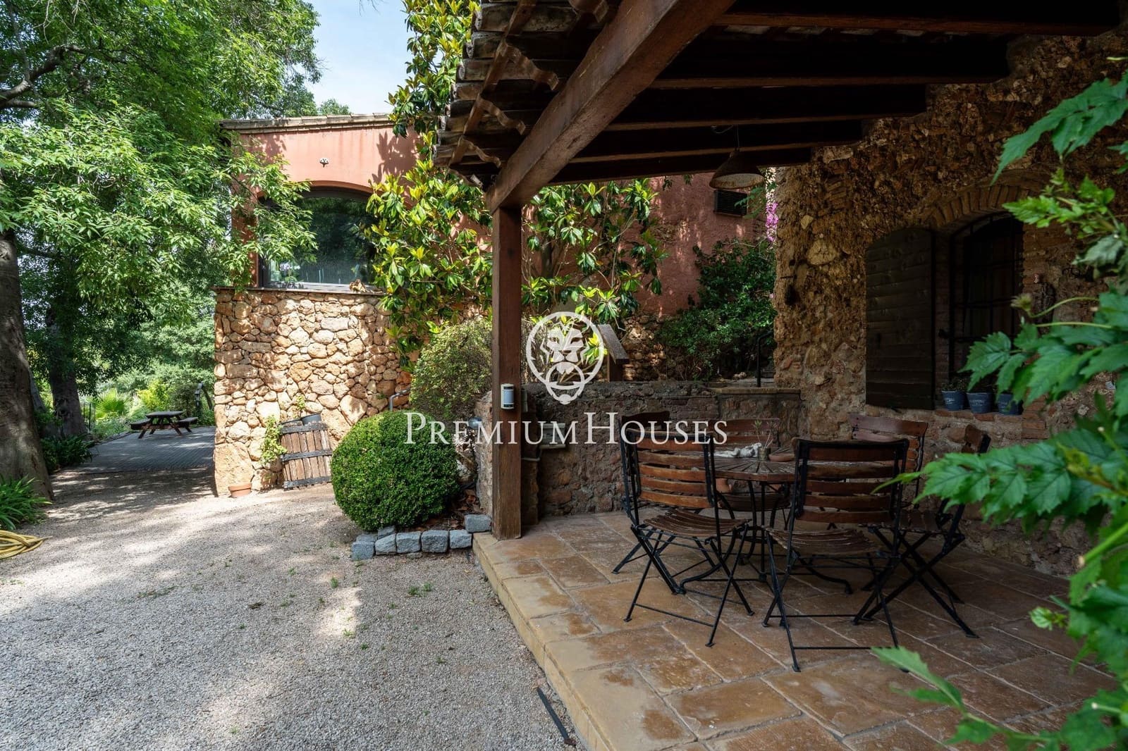 5 bedroom Finca/Country House for sale in Gelida with pool garage - € 1,600,000 (Ref: 9882104)