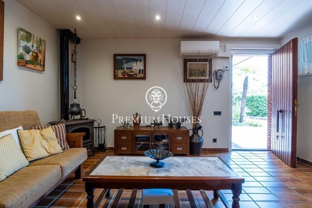 5 chambre Villa/Maison à vendre à Segur de Calafell, Calafell avec piscine garage - 600 000 € (Ref: 9885055)