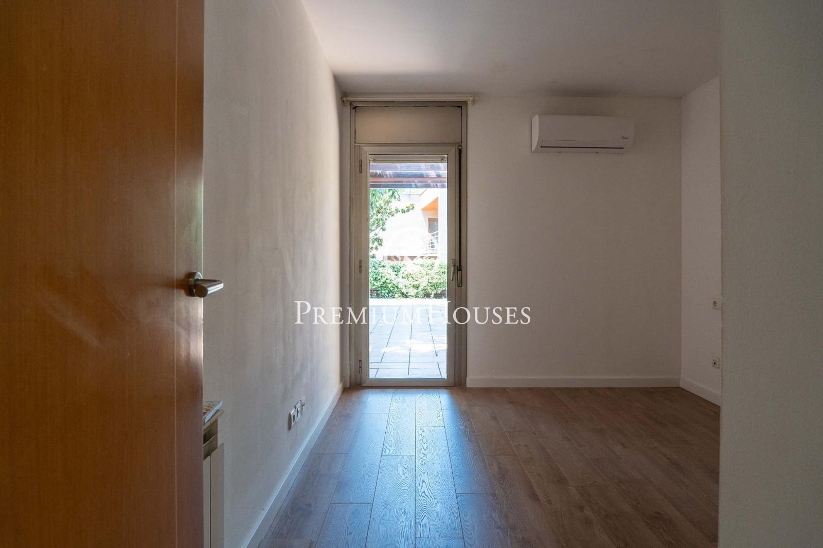 4 chambre Villa/Maison à vendre à El Catllar - 725 000 € (Ref: 9908215)