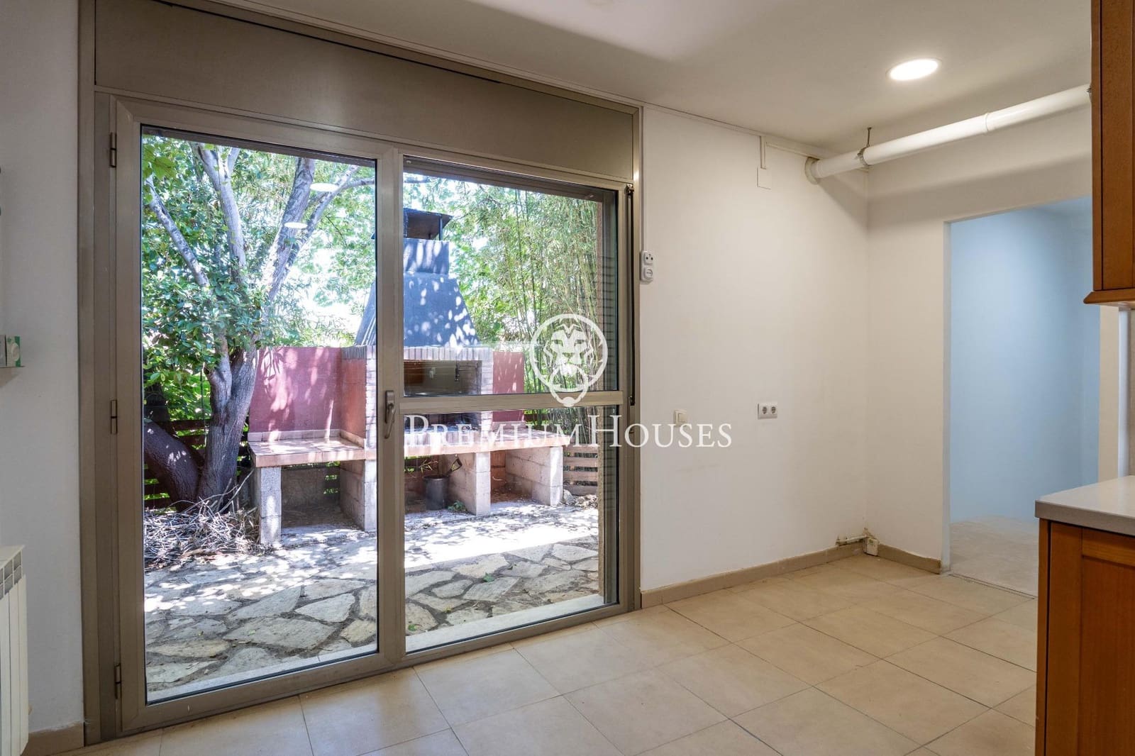 4 chambre Villa/Maison à vendre à El Catllar - 725 000 € (Ref: 9908215)