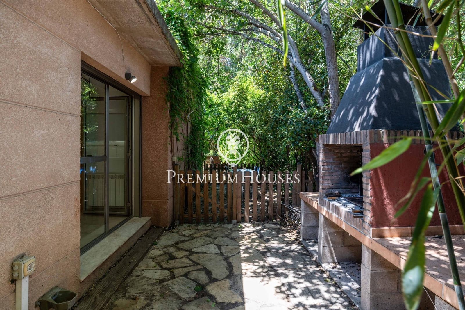 4 chambre Villa/Maison à vendre à El Catllar - 725 000 € (Ref: 9908215)