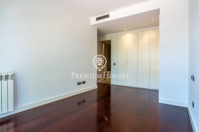 3 quarto Apartamento para venda em Sitges com piscina - 750 000 € (Ref: 9916062)